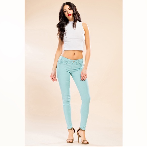 YMI WannaBettaButt Hyper Twill Skinny Pant - Sea - Picture 2 of 8